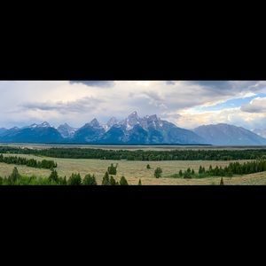 Meet your Posher, Enya